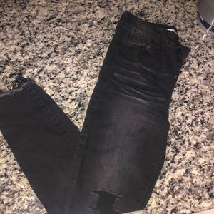 Black Skinny jeans